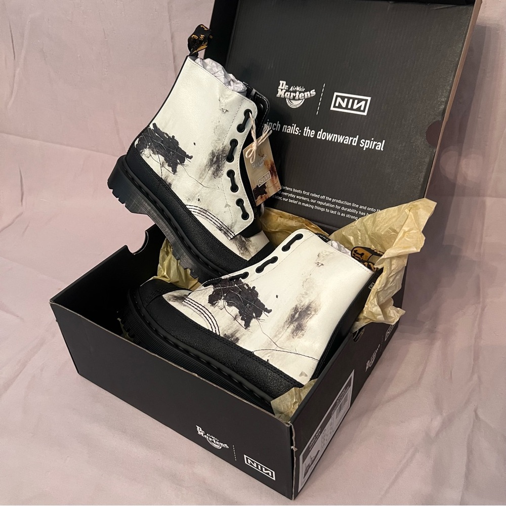 Dr. Martens x NINE INCH NAILS 1460 White